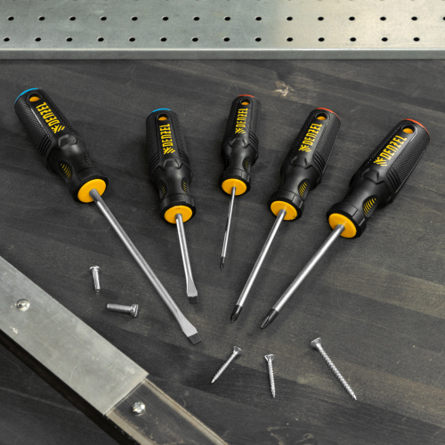 Набор отверток, 5 шт., PH+SL, S2, 3к рукоятка Denzel по ценам производителя в Краснодаре с доставкой по всей России