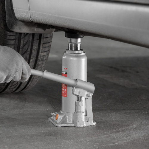 Домкрат гидравлический бутылочный, 6 т, h подъема 216-413 мм Matrix по ценам производителя в Краснодаре с доставкой по всей России