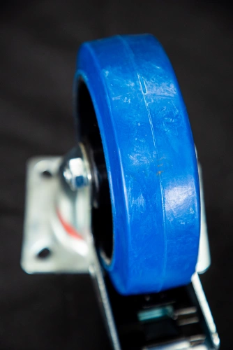 Колесо поворотное резина SRCLb 63 160 мм с тормозом (F) по ценам производителя в Краснодаре с доставкой по всей России