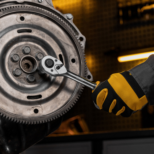 Набор инструментов, 1/2", 1/4", CrV, S2, пластиковый кейс, 84 предмета Denzel по ценам производителя в Краснодаре с доставкой по всей России