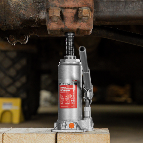 Домкрат гидравлический бутылочный, 8 т, h подъема 230-457 мм Matrix по ценам производителя в Краснодаре с доставкой по всей России