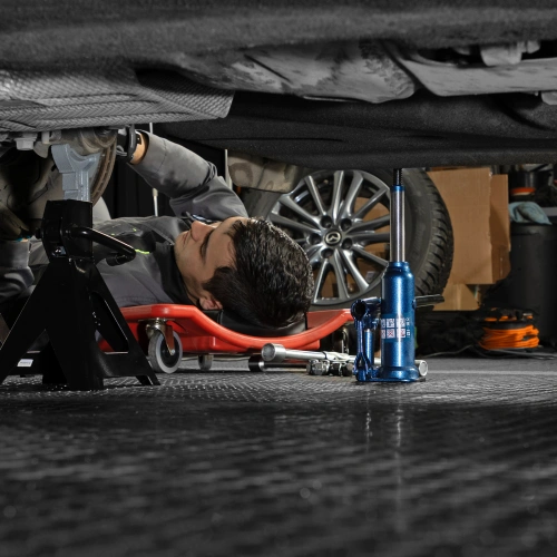 Домкрат гидравлический бутылочный, 2 т, h подъема 178-338 мм, в пластиковом кейсе Stels по ценам производителя в Краснодаре с доставкой по всей России