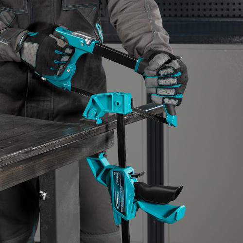 Струбцина реечная, быстрозажимная, пистолетного типа, пошаговый механизм, пластиковый корпус, 450мм Gross по ценам производителя в Краснодаре с доставкой по всей России