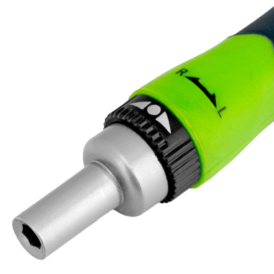 Отвертка реверсивная для точных работ с набором бит и торцевых головок, 32 предмета, CrV Сибртех по ценам производителя в Краснодаре с доставкой по всей России