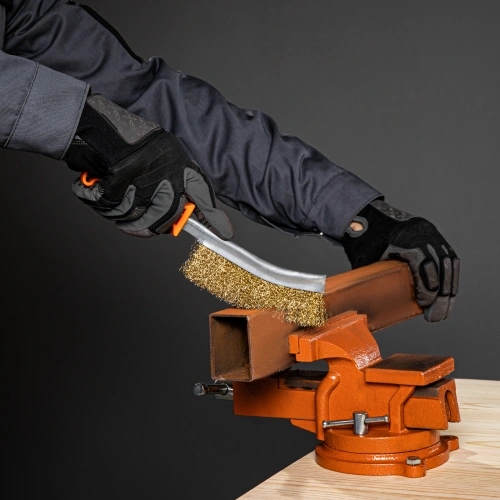 Тиски слесарные, 125 мм, поворотные, с наковальней Sparta по ценам производителя в Краснодаре с доставкой по всей России