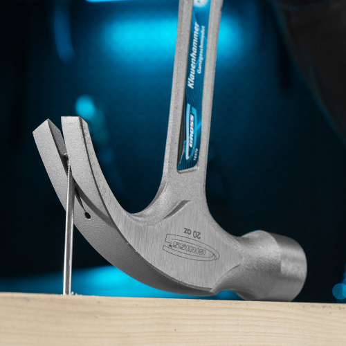 Молоток-гвоздодер, 570 г, цельнокованый, трехкомпонентная рукоятка Gross по ценам производителя в Краснодаре с доставкой по всей России