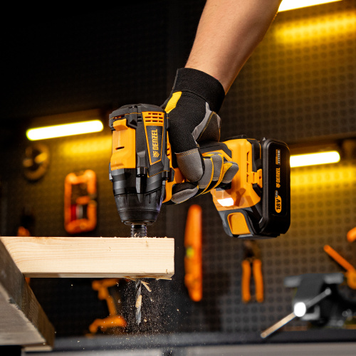 Винтоверт ударный аккумуляторный бесщет CID-IB-200-0, 18В Li-Ion Denzel по ценам производителя в Краснодаре с доставкой по всей России