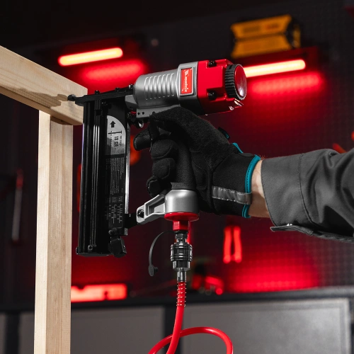 Нейлер-степлер пневматический 3 в 1, с регулировкой глубины забивания, гвозди 18GA, гвозди 16GA, скобы 18 GA Matrix по ценам производителя в Краснодаре с доставкой по всей России