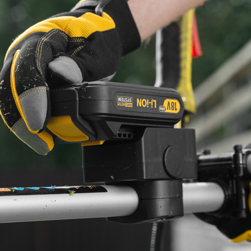 Триммер бензиновый DT-52E, 52 см3, неразъемная штанга, электростартер, состоит из 2 частей Denzel по ценам производителя в Краснодаре с доставкой по всей России