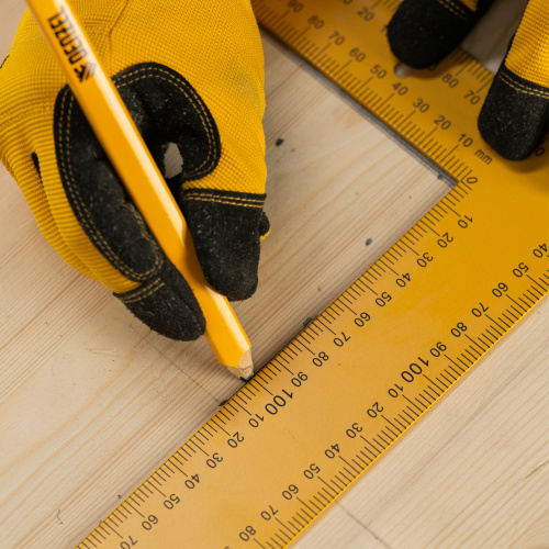 Угольник стальной, 400 х 600 мм Denzel по ценам производителя в Краснодаре с доставкой по всей России