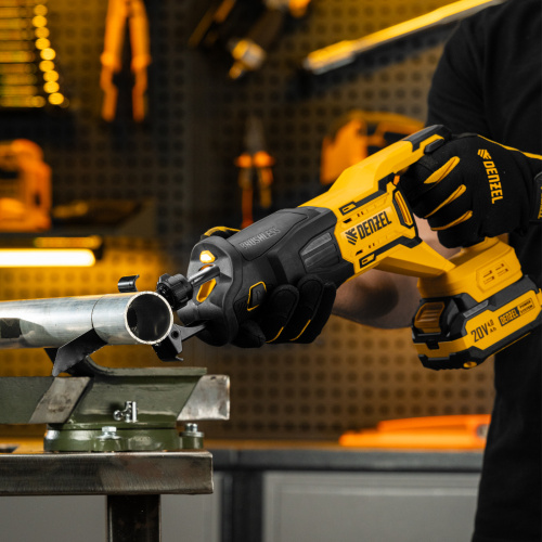 Пила сабельная аккумуляторная бесщет. RS-250, Li-Ion, 20 В Denzel по ценам производителя в Краснодаре с доставкой по всей России