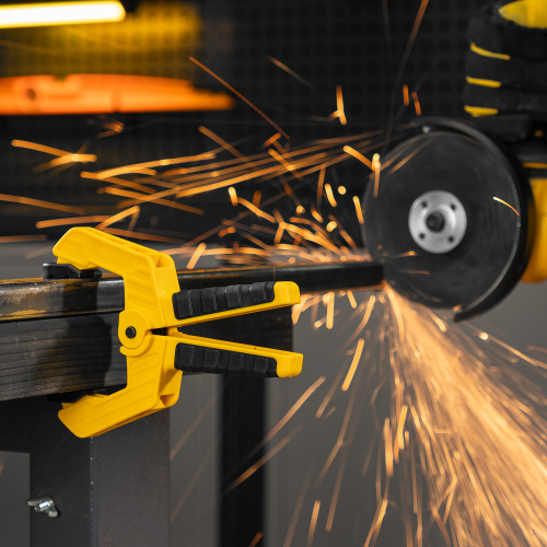 Струбцина клещеобразная, усиленная 65 х 50 мм, двухкомпонентные рукоятки Denzel по ценам производителя в Краснодаре с доставкой по всей России