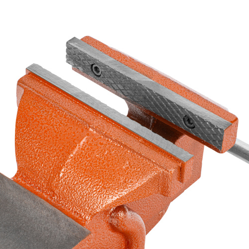 Тиски слесарные, 150 мм, поворотные, с наковальней Sparta по ценам производителя в Краснодаре с доставкой по всей России