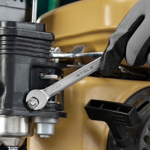 Набор ключей комбинированных, 8-19 мм, 8 шт, CrV, матовый хром Stels по ценам производителя в Краснодаре с доставкой по всей России