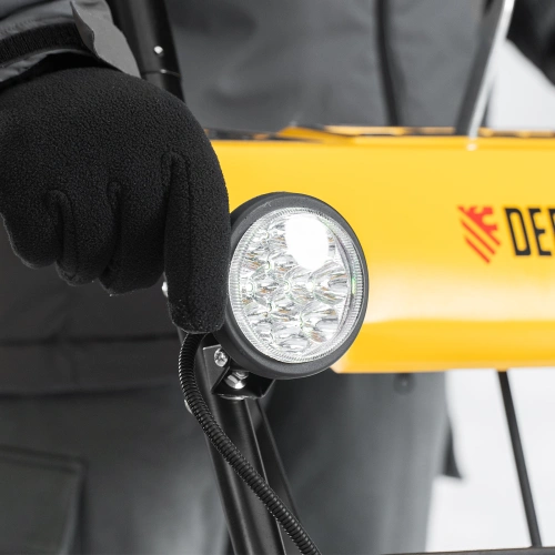 Бензиновая снегоуборочная машина SBM 610, 212 cc, ручной старт, фара Denzel по ценам производителя в Краснодаре с доставкой по всей России