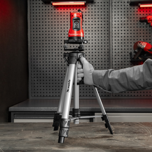 Лазерный уровень самовыравнивающийся, 150 мм, штатив 1150 мм, набор в пластиковом кейсе Matrix по ценам производителя в Краснодаре с доставкой по всей России