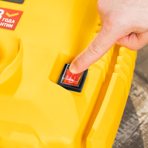 Компрессор воздушный DL1300, 10 бар, 1,3 кВт 180 л/мин 5 л, с набором аксессуаров Denzel по ценам производителя в Краснодаре с доставкой по всей России