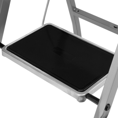 Стремянка 2 ступени, с полимерными ковриками, Сибртех по ценам производителя в Краснодаре с доставкой по всей России