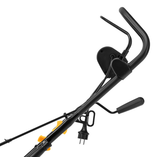 Электрическая снегоуборочная машина ESB-560-M, 2,5 кВт, металлический шнек, LED фара Denzel по ценам производителя в Краснодаре с доставкой по всей России