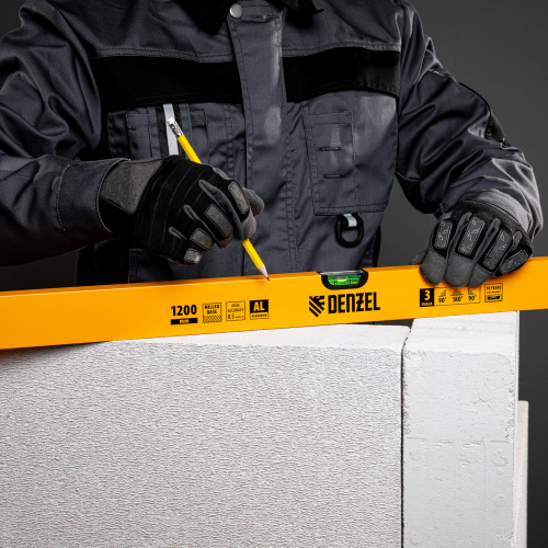 Уровень алюминиевый, 1200 мм, фрезерованный, 3 глазка Denzel по ценам производителя в Краснодаре с доставкой по всей России