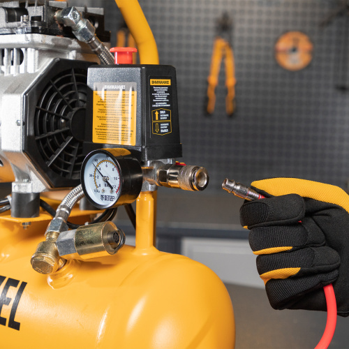 Компрессор DLS650/10 безмаслянный малошумный 650 Вт, 120 л/мин, ресивер 10 л Denzel по ценам производителя в Краснодаре с доставкой по всей России