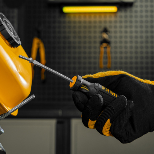 Отвертка SL5x75 мм, CrV, трехкомпонентная рукоятка Denzel по ценам производителя в Краснодаре с доставкой по всей России