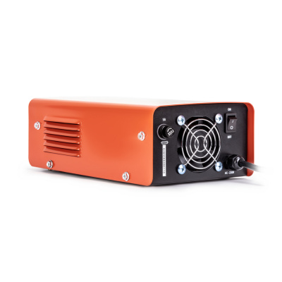 Зарядное устройство KVAZARRUS PowerBox 24/15R по ценам производителя в Краснодаре с доставкой по всей России