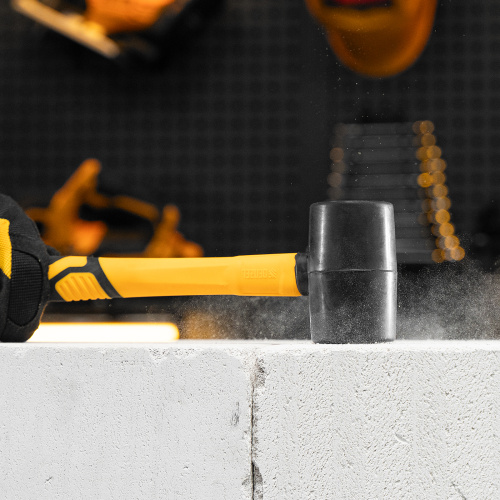 Киянка резиновая, 225 г, черная, фибергласовая рукоятка c TPR покрытием Denzel по ценам производителя в Краснодаре с доставкой по всей России