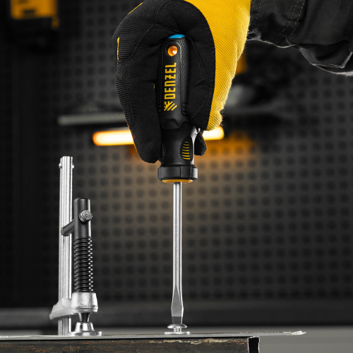 Отвертка, SL6x100 мм, S2, 3к рукоятка Denzel по ценам производителя в Краснодаре с доставкой по всей России