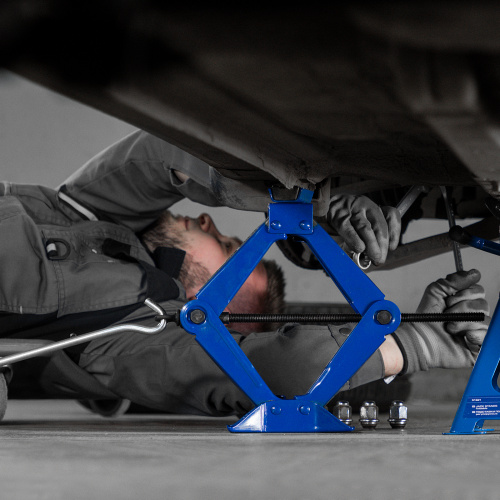 Ромбовый домкрат, 1.5 т, 110-360 мм Stels по ценам производителя в Краснодаре с доставкой по всей России