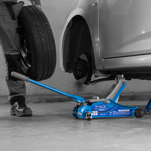 Домкрат гидравлический подкатной, поворотная рукоятка, 2 т, Low Profile, 100-350 мм Stels по ценам производителя в Краснодаре с доставкой по всей России