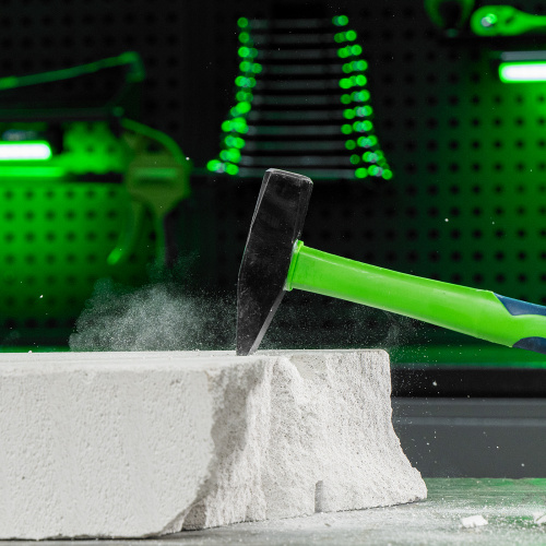 Молоток слесарный, 600 г, фибергласовая обрезиненная рукоятка Сибртех по ценам производителя в Краснодаре с доставкой по всей России