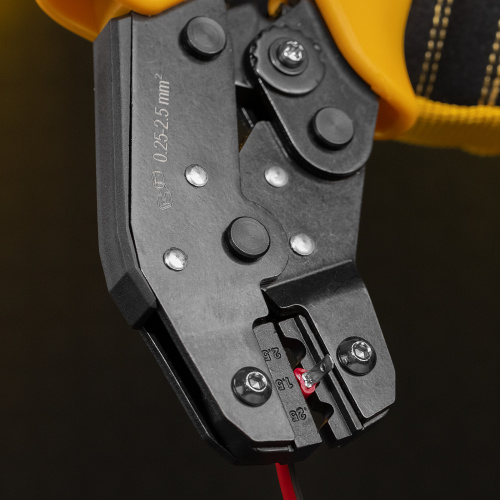 Клещи для обжима неизолированных наконечников НК и НВ, разъемов РП, 0,25 - 2,5 мм2 Denzel по ценам производителя в Краснодаре с доставкой по всей России