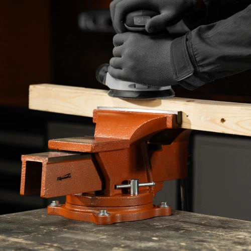 Тиски слесарные, 200 мм, поворотные, с наковальней Sparta по ценам производителя в Краснодаре с доставкой по всей России