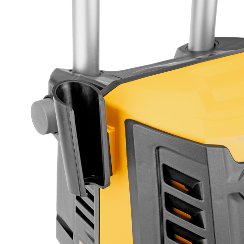 Моечная машина высокого давления R-180, 2200 Вт, 180 бар, 380 л/ч, колесная Denzel по ценам производителя в Краснодаре с доставкой по всей России