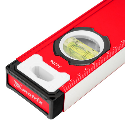 Уровень алюминиевый, фрезерованный, 3 глазка, рукоятки, 2000 мм Matrix по ценам производителя в Краснодаре с доставкой по всей России