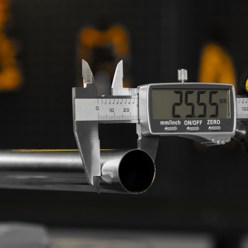 Штангенциркуль, 150 мм, электронный, большой дисплей, с глубиномером Denzel по ценам производителя в Краснодаре с доставкой по всей России