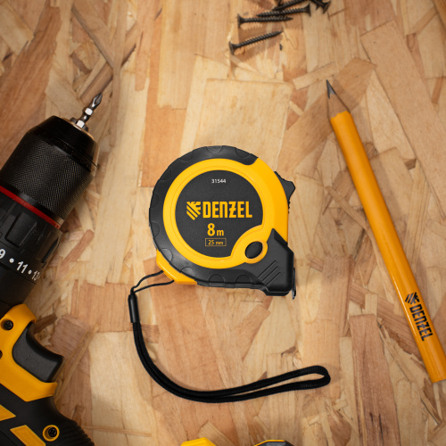 Рулетка 8м х 25мм, двухкомп. корпус, кнопка-пауза Denzel по ценам производителя в Краснодаре с доставкой по всей России
