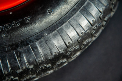 Колесо пневматическое резиновое 387 мм 4.00-8 (подшипник 16 мм) по ценам производителя в Краснодаре с доставкой по всей России