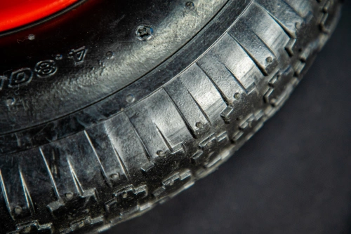 Колесо пневматическое резиновое 387 мм 4.00-8 (подшипник 16 мм) по ценам производителя в Краснодаре с доставкой по всей России