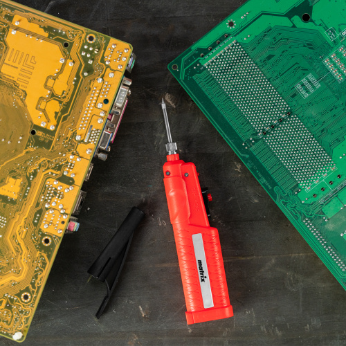 Паяльник беспроводной 4.5 В, 8 Вт, 350°С, припой 10 г, работа от элементов питания 3хАА Matrix по ценам производителя в Краснодаре с доставкой по всей России