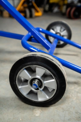 Тележка для металлических бочек TOR КБ-1 (250 литая + 160 поворотное) по ценам производителя в Краснодаре с доставкой по всей России