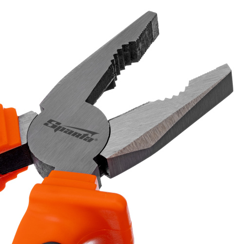 Плоскогубцы комбинированные Comfort, 200 мм, шлифованные, двухкомпонентные рукоятки Sparta по ценам производителя в Краснодаре с доставкой по всей России