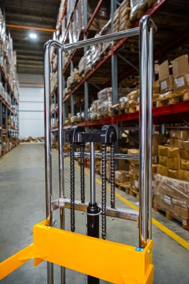 Штабелер гидравлический 0,4 т 1,5 м TOR PF4150R для рулонов по ценам производителя в Краснодаре с доставкой по всей России