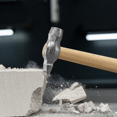 Молоток слесарный, 500 г, круглый боек, деревянная рукоятка по ценам производителя в Краснодаре с доставкой по всей России