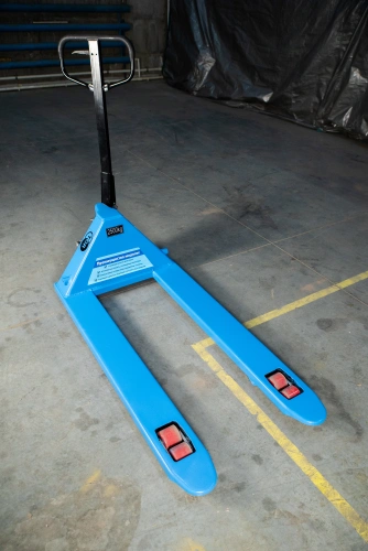 Тележка гидравлическая широковильная 2500 кг 1220х685 мм полиуретановые колеса TOR RHP по ценам производителя в Краснодаре с доставкой по всей России