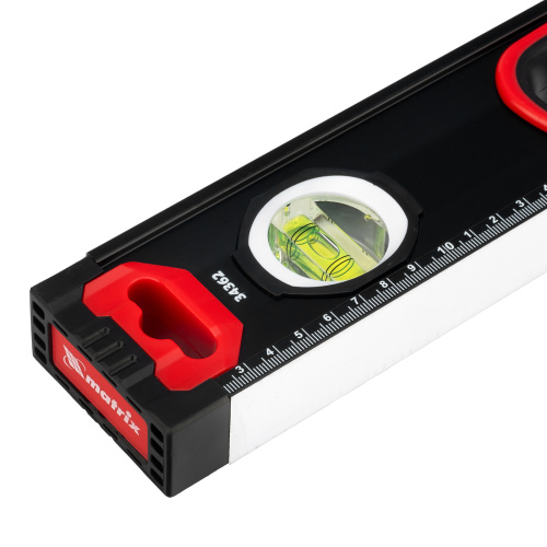 Уровень алюминиевый, усиленный, фрезерованный, 3 глазка, двухкомпонентные рукоятки, 800 мм Matrix по ценам производителя в Краснодаре с доставкой по всей России