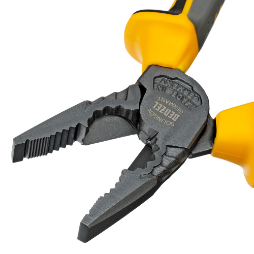 Плоскогубцы комбинированные 205 мм, трехкомпонентные рукоятки Denzel по ценам производителя в Краснодаре с доставкой по всей России