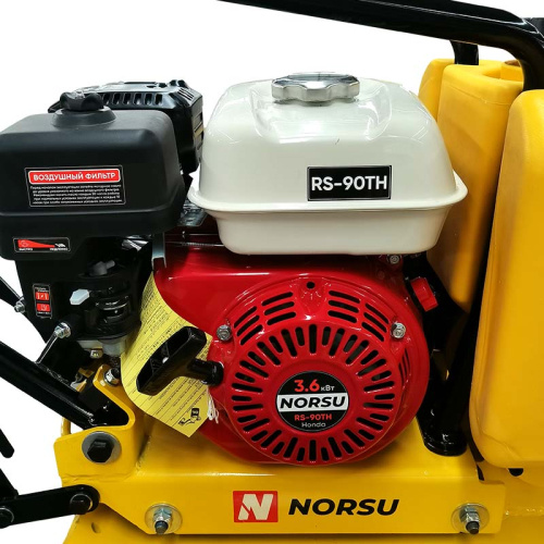 Виброплита бензиновая прямоходная NORSU RF-90TH (колесный комплект, бак для воды) по ценам производителя в Краснодаре с доставкой по всей России