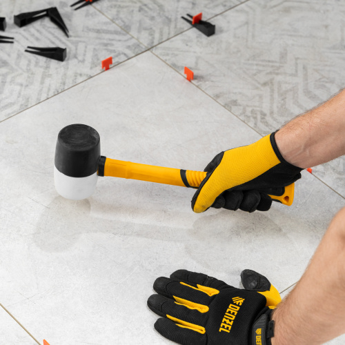 Киянка резиновая, 450 г, черно-белая, фибергласовая рукоятка c TPR покрытием Denzel по ценам производителя в Краснодаре с доставкой по всей России